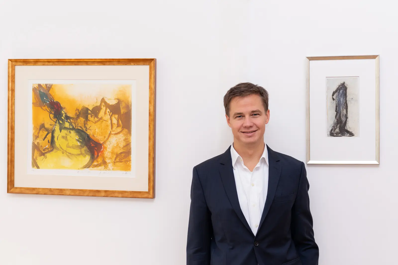 MMag. Jan Hambrusch in den Kanzleiräumen